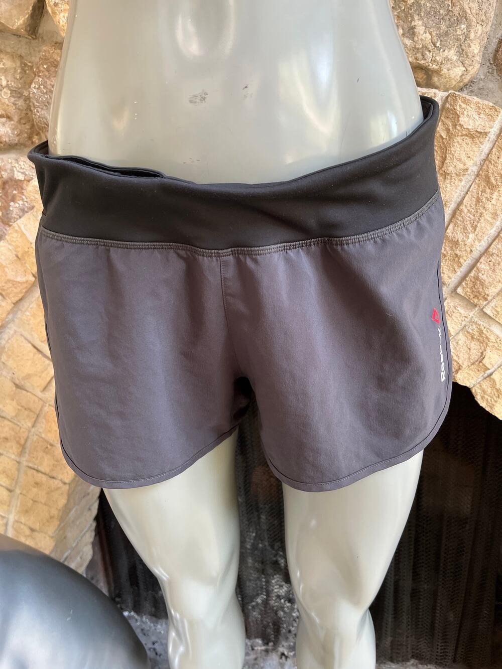 Reebok Gray Running Lined Shorts Women’s Size Medium
